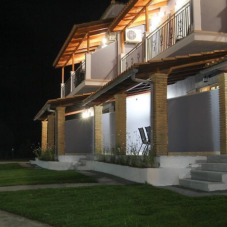 Seablue Houses Трагаки Екстериор снимка