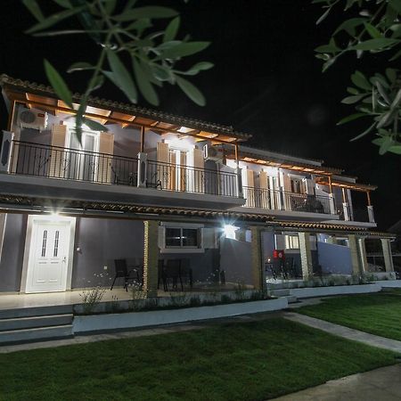 Seablue Houses Трагаки Екстериор снимка