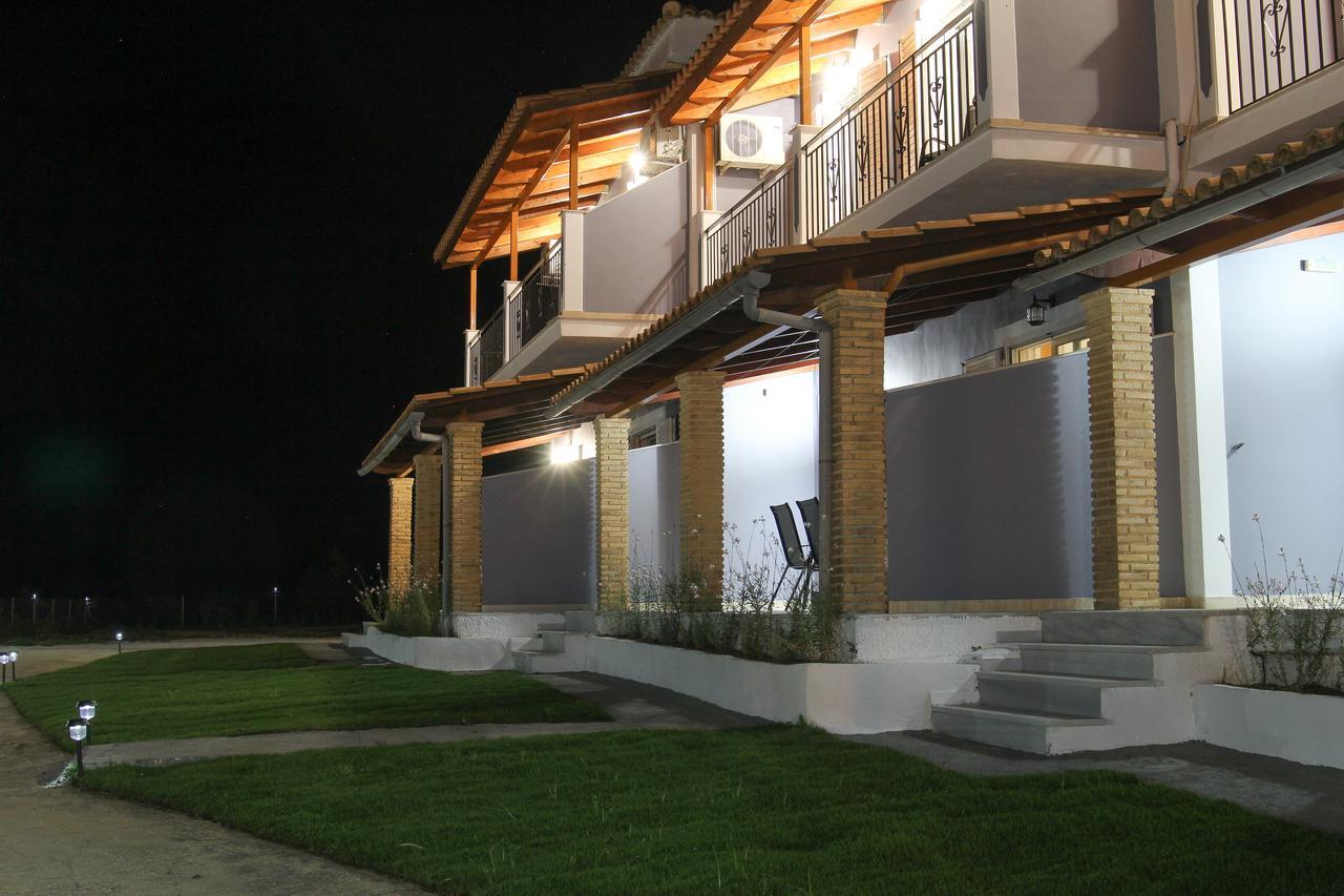 Seablue Houses Трагаки Екстериор снимка